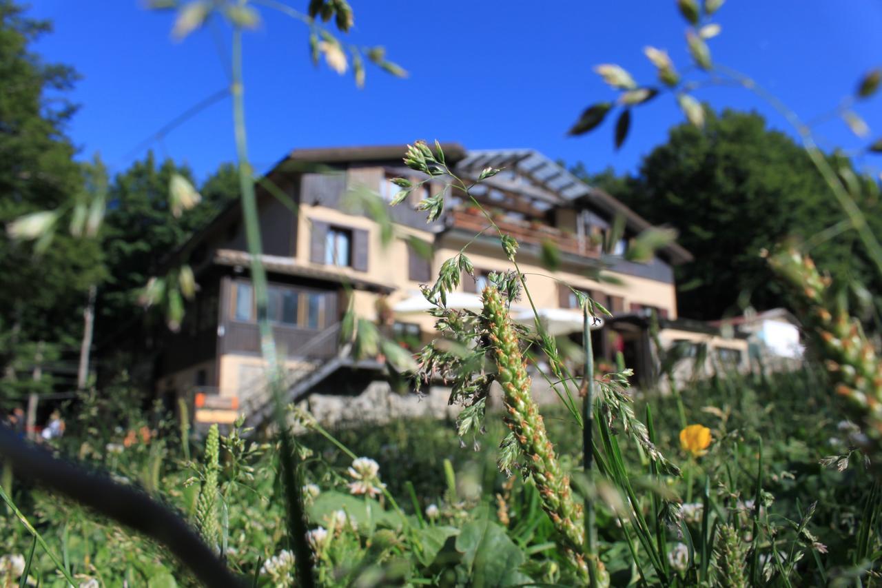 Hotel La Croce Abbadia San Salvator Eksteriør billede